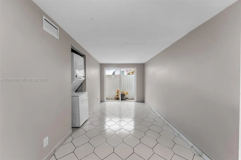 2018 SW 103rd Ct Miami, FL 33165