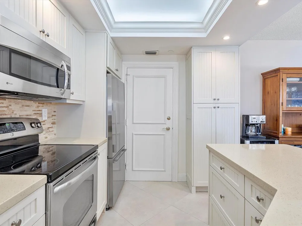4010 Galt Ocean Drive #1110 Fort Lauderdale, FL 33308