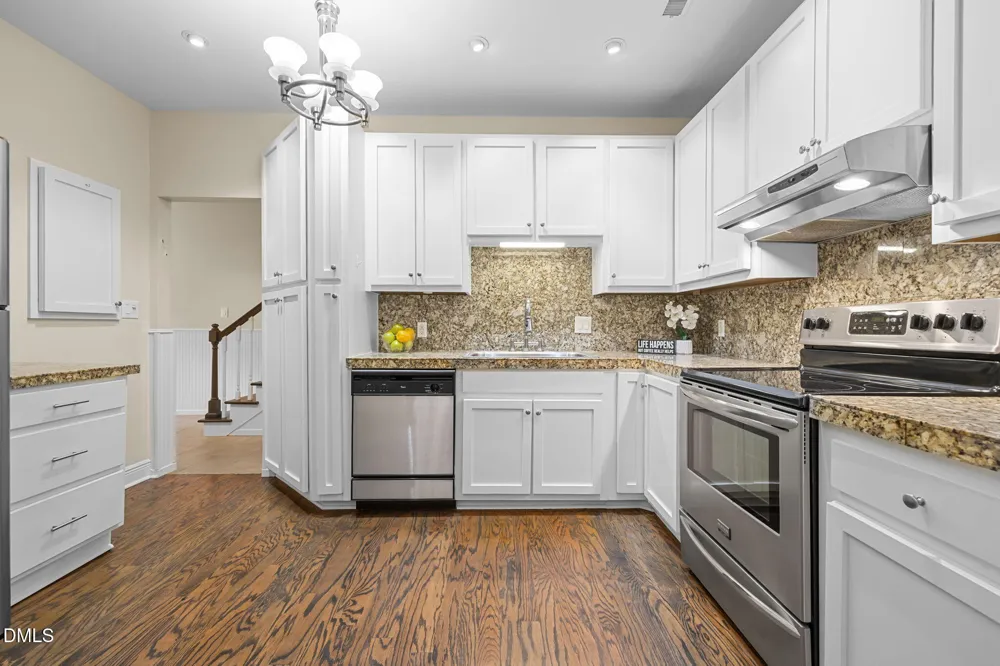 6423 New Market Way Raleigh, NC 27615