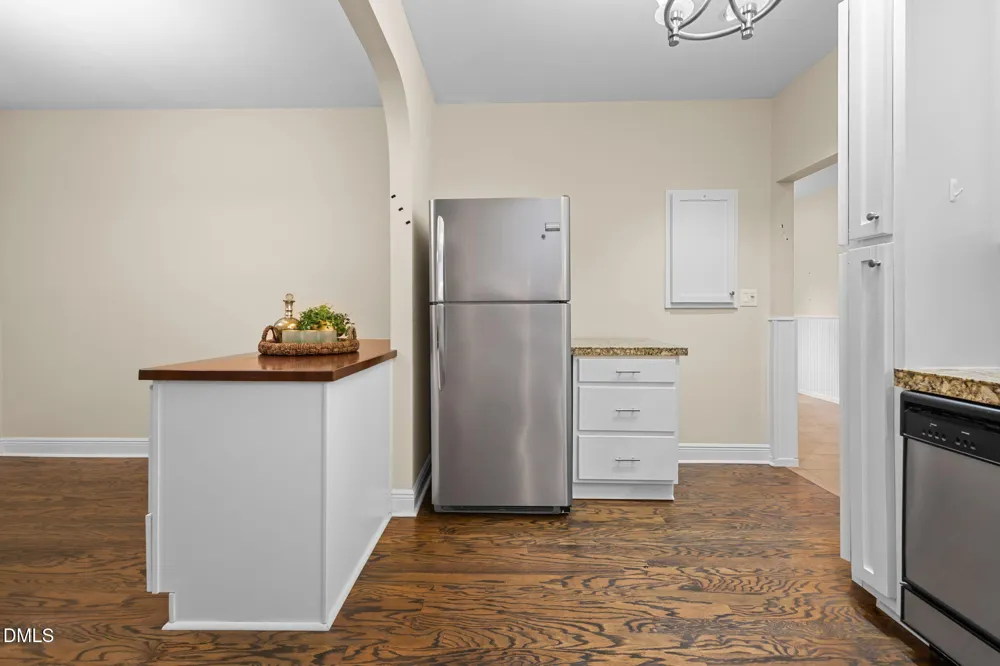 6423 New Market Way Raleigh, NC 27615