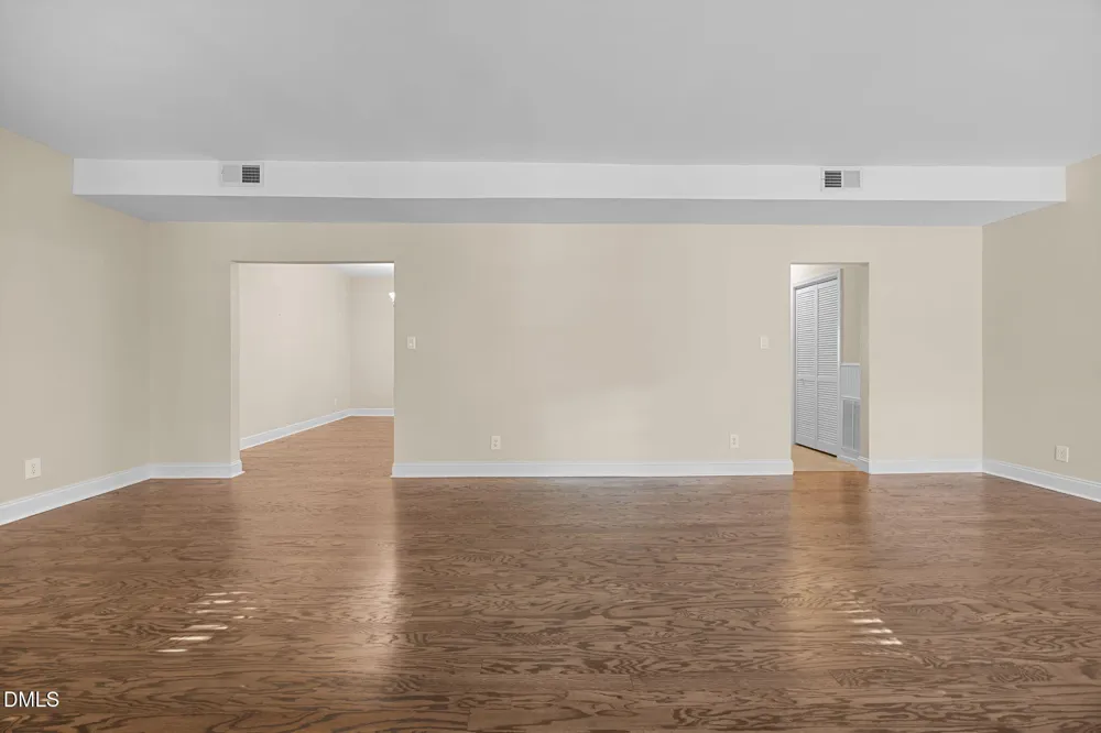 6423 New Market Way Raleigh, NC 27615