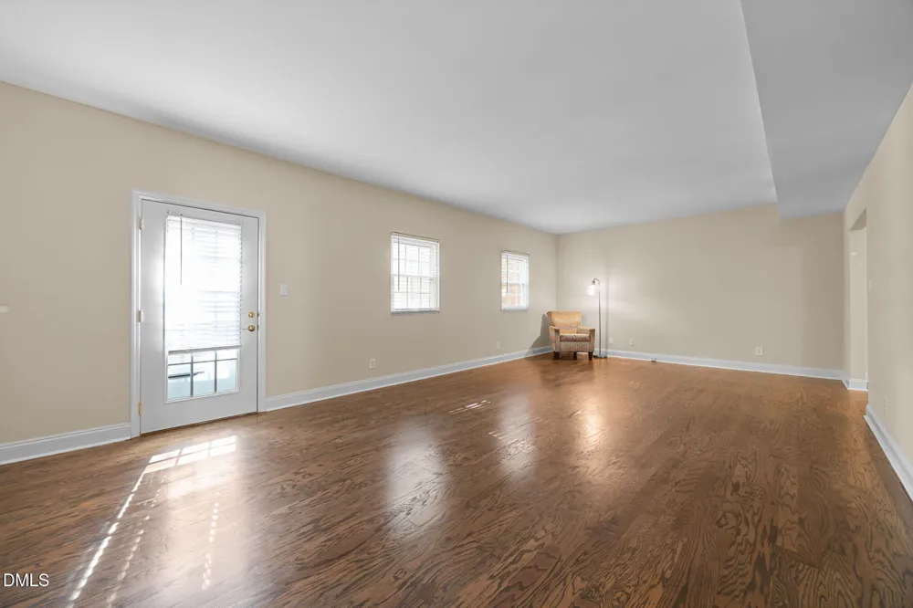 6423 New Market Way Raleigh, NC 27615