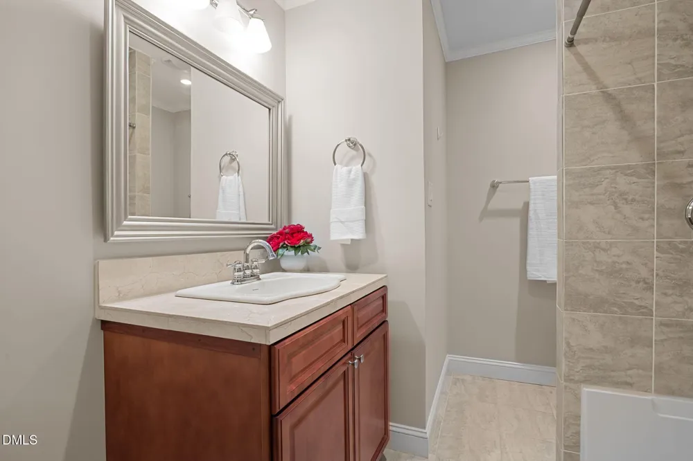 6423 New Market Way Raleigh, NC 27615