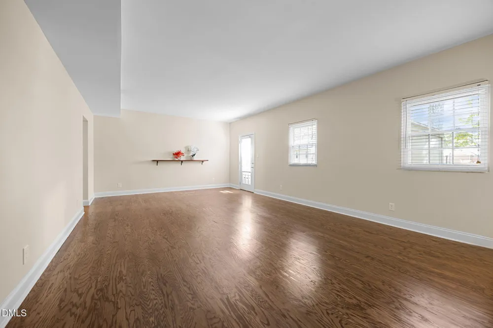 6423 New Market Way Raleigh, NC 27615