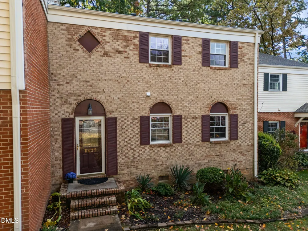 6423 New Market Way Raleigh, NC 27615