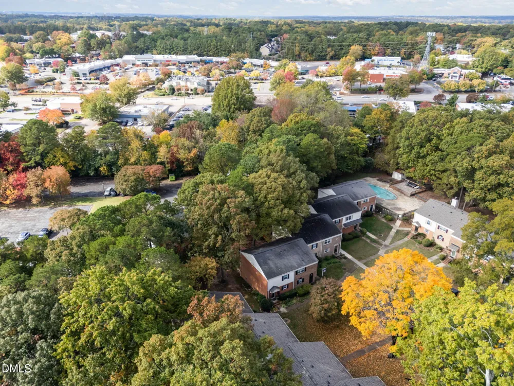 6423 New Market Way Raleigh, NC 27615
