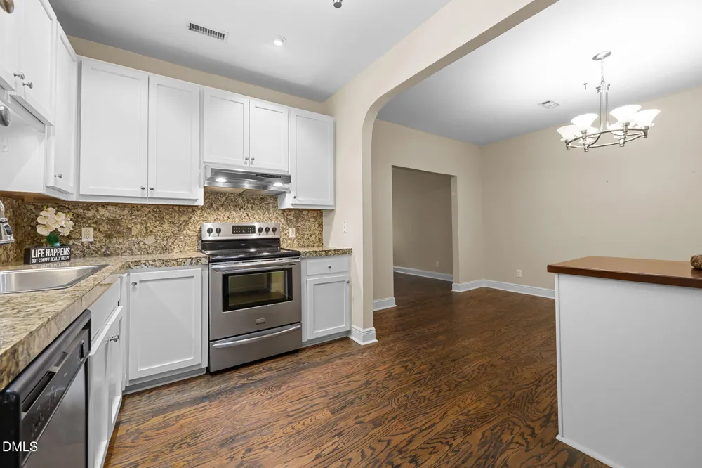 6423 New Market Way Raleigh, NC 27615