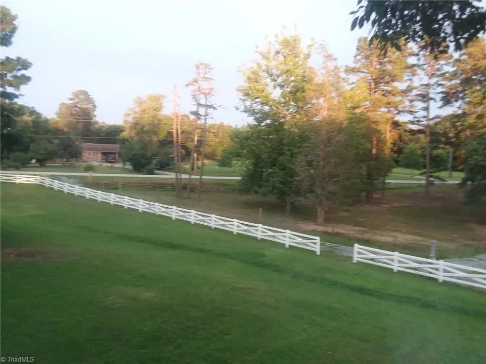 1753 Smith Farm Road Lexington, NC 27292