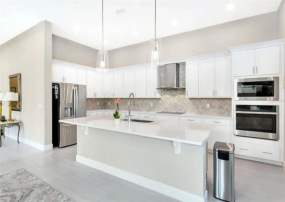 891 MEGANO BOULEVARD Deland, FL 32724