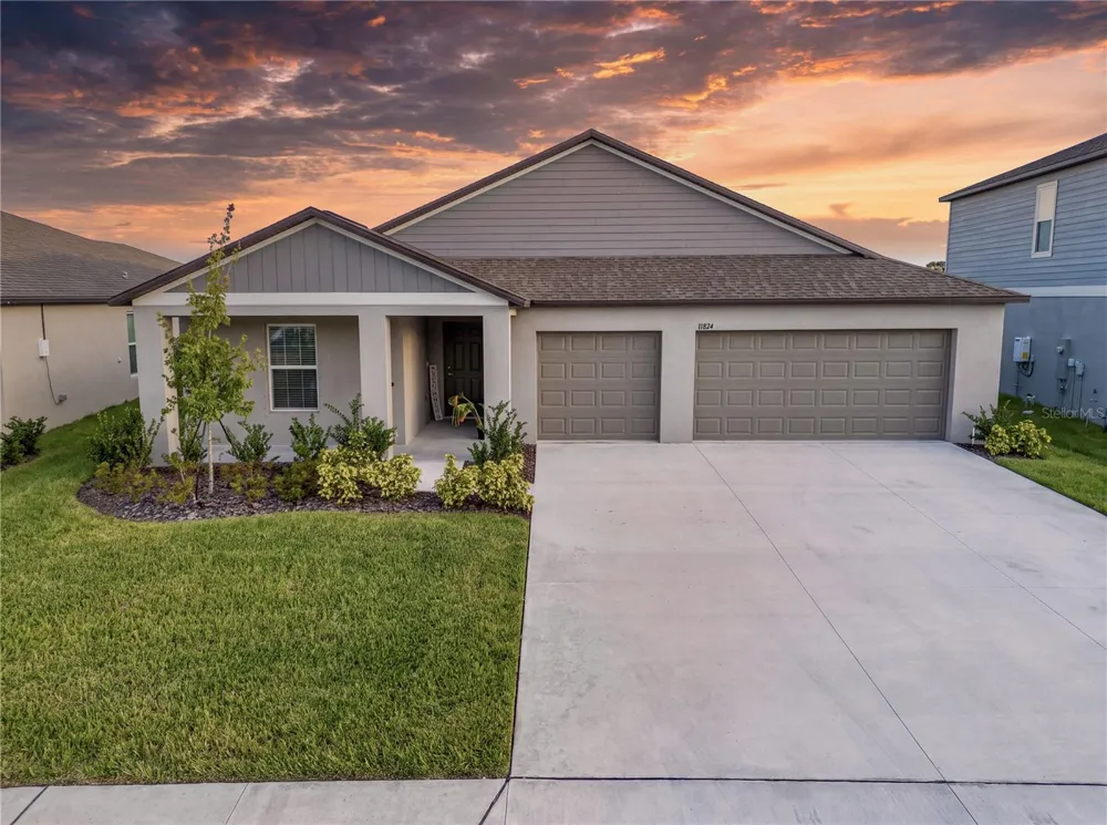 11824 BLUE DIAMOND TRAIL Parrish, FL 34219