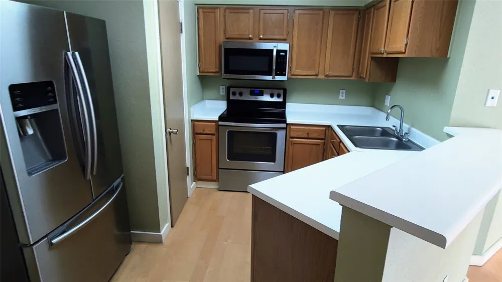 2450 Wickersham Lane #102 Austin, TX 78741