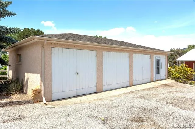 9815-9825 US Highway 50 Howard, CO 81233