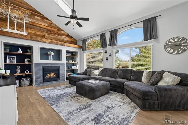 9924 Silver Maple Way Highlands Ranch, CO 80129