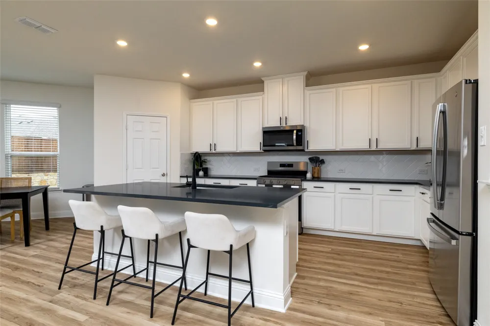 212 Colvin Lane Justin, TX 76247