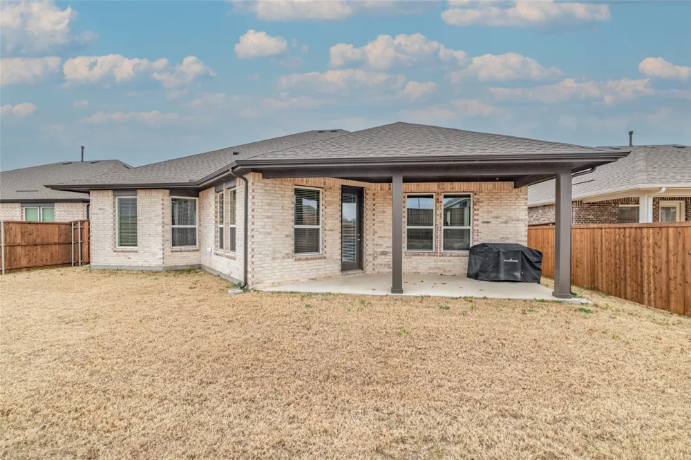 212 Colvin Lane Justin, TX 76247