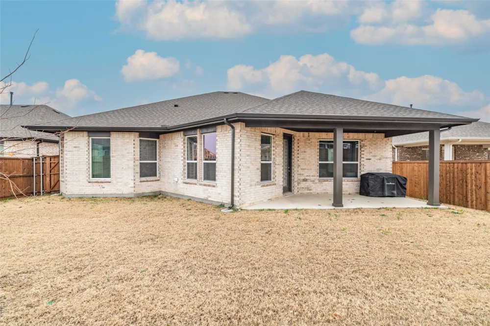 212 Colvin Lane Justin, TX 76247