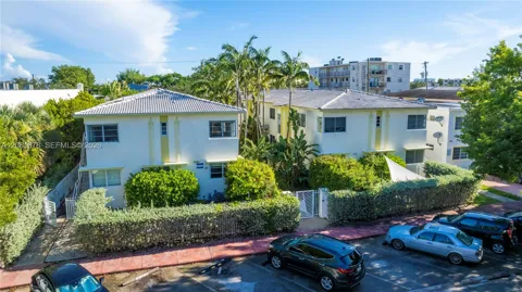 1007 Bay Dr #104
