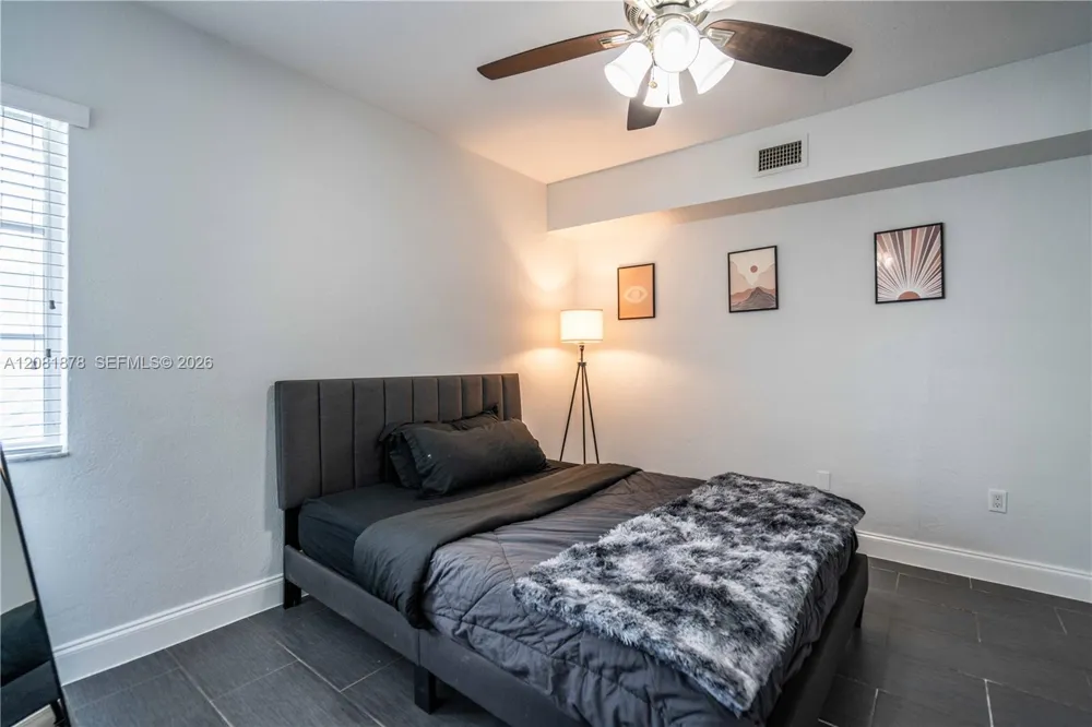 1007 Bay Dr #104 Miami Beach, FL 33141
