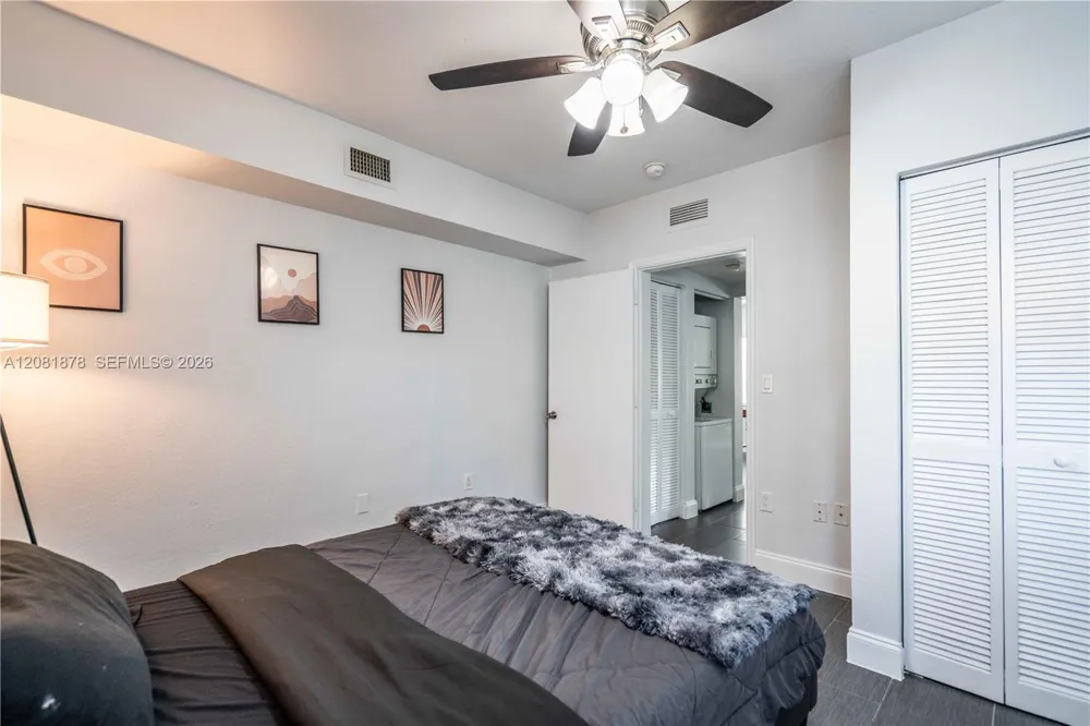 1007 Bay Dr #104 Miami Beach, FL 33141