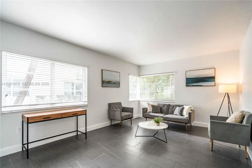 1007 Bay Dr #104 Miami Beach, FL 33141