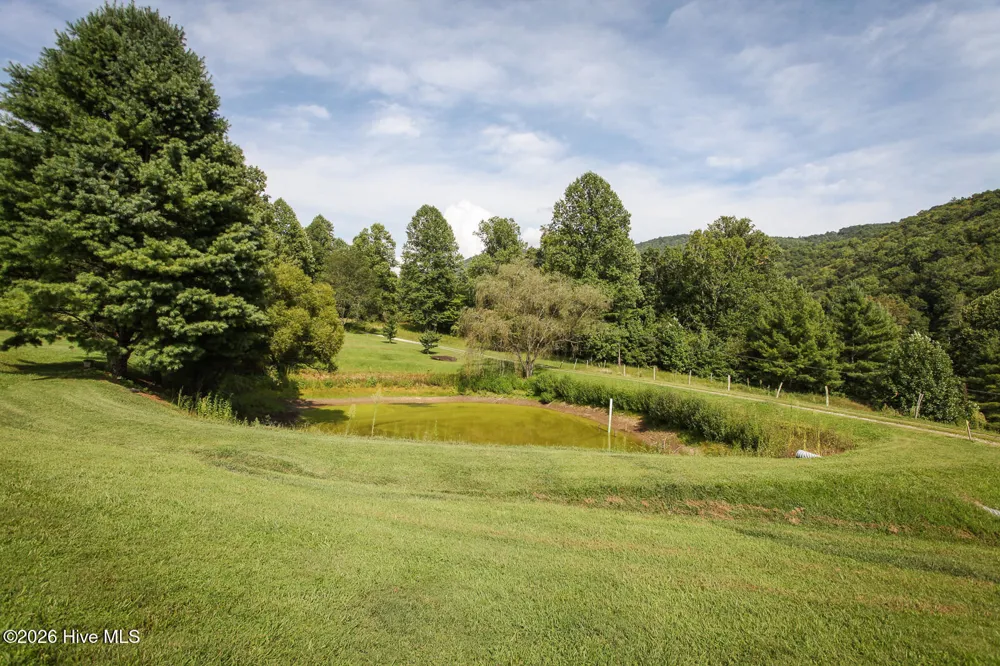 1056 Franks Creek Road Robbinsville, NC 28771