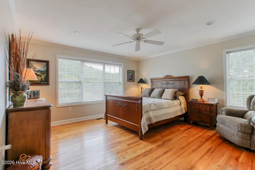 1056 Franks Creek Road Robbinsville, NC 28771