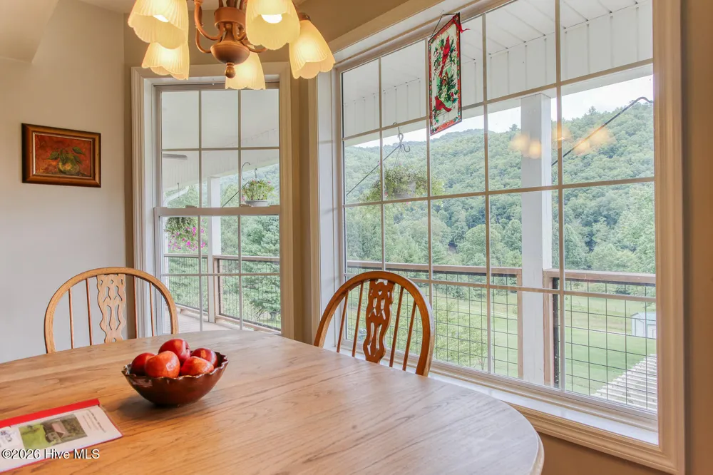 1056 Franks Creek Road Robbinsville, NC 28771