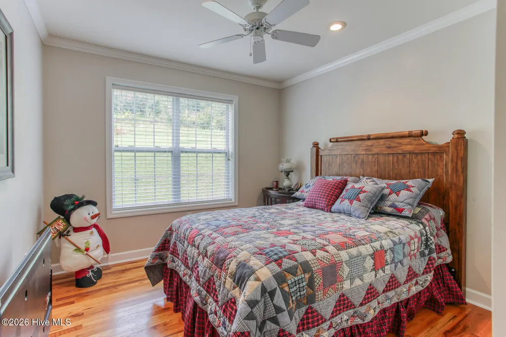 1056 Franks Creek Road Robbinsville, NC 28771