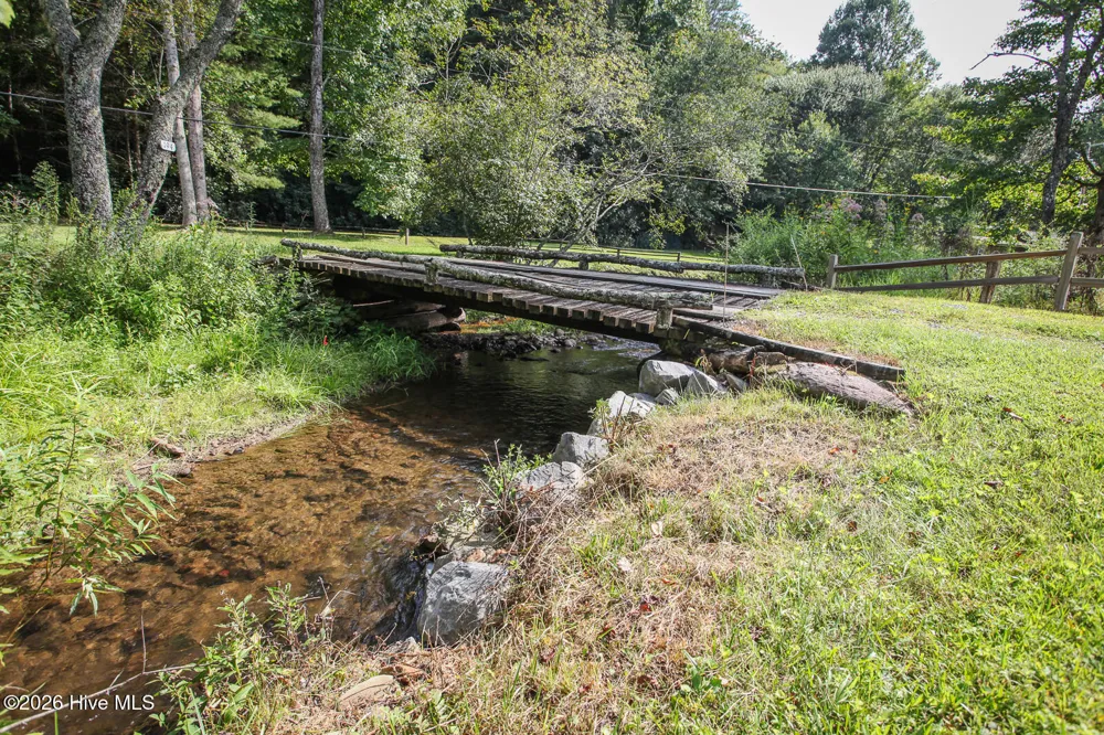1056 Franks Creek Road Robbinsville, NC 28771