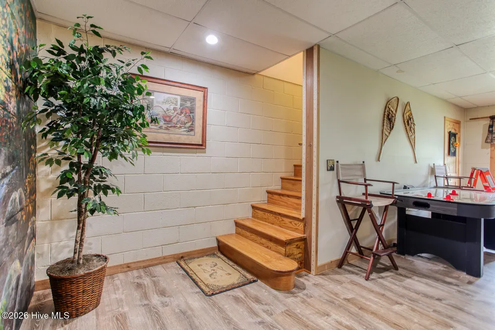 1056 Franks Creek Road Robbinsville, NC 28771