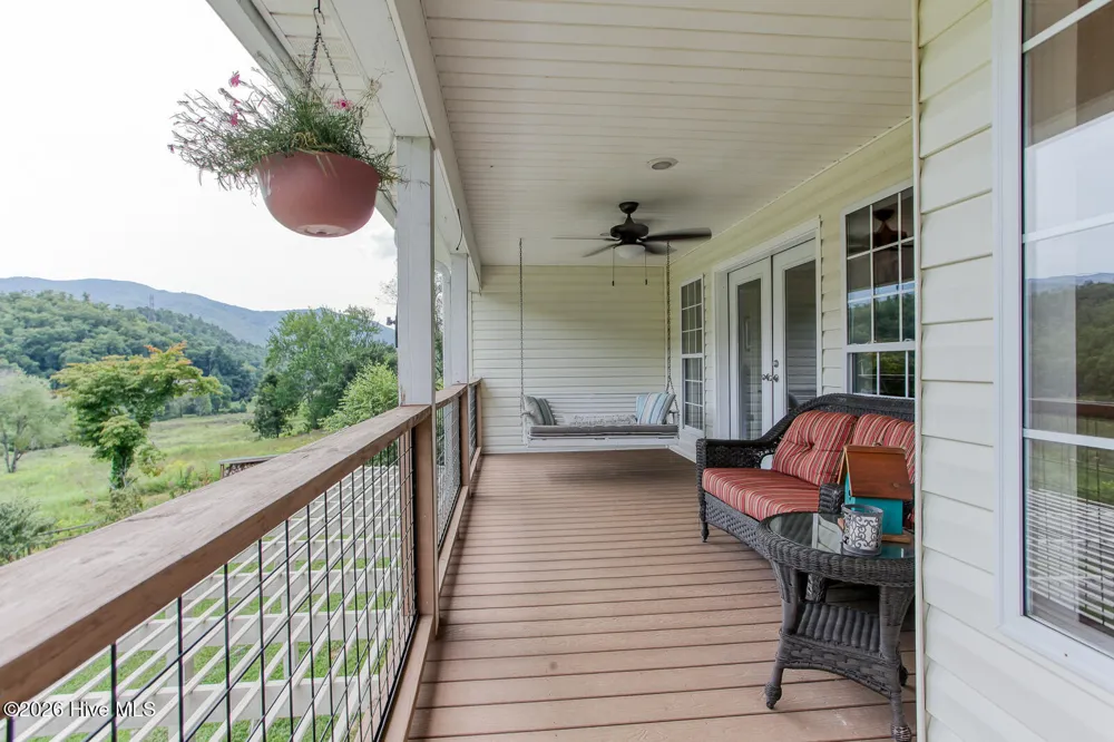 1056 Franks Creek Road Robbinsville, NC 28771