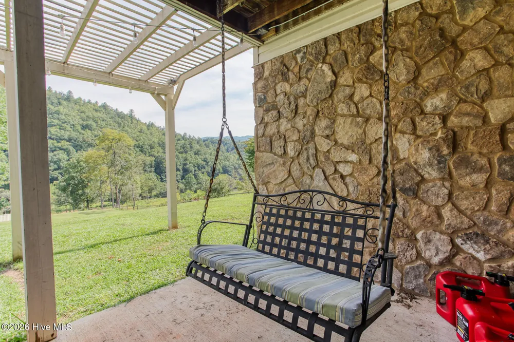 1056 Franks Creek Road Robbinsville, NC 28771