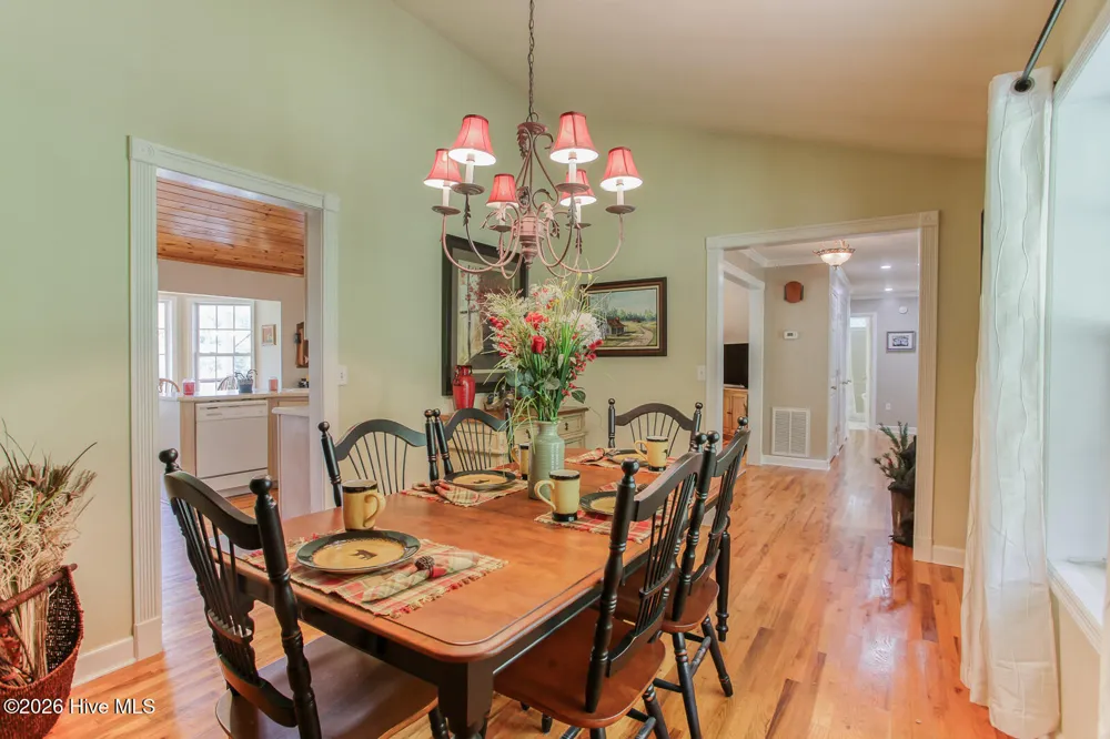 1056 Franks Creek Road Robbinsville, NC 28771