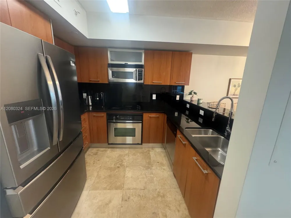 9055 SW 73rd Ct #1108 Miami, FL 33156