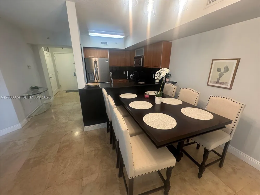 9055 SW 73rd Ct #1108 Miami, FL 33156