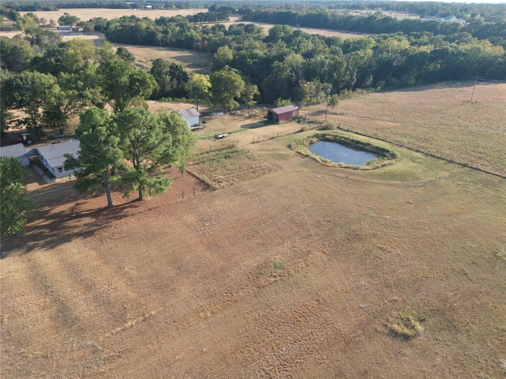 67451 E County Road 175 Road Wyandotte, OK 74370