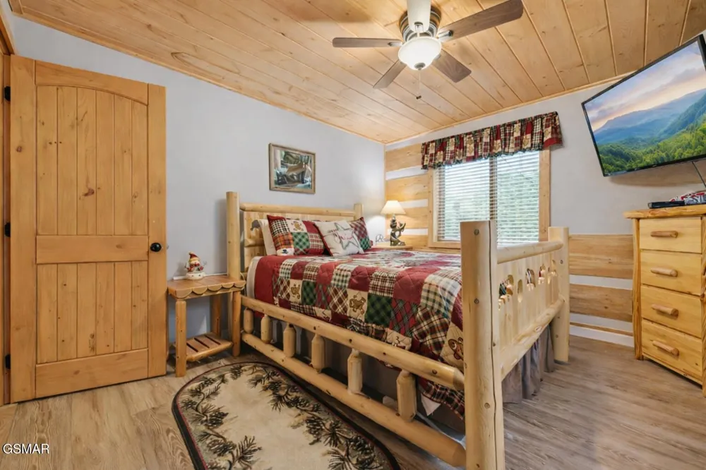 2653 Black Walnut Flats Road Sevierville, TN 37862