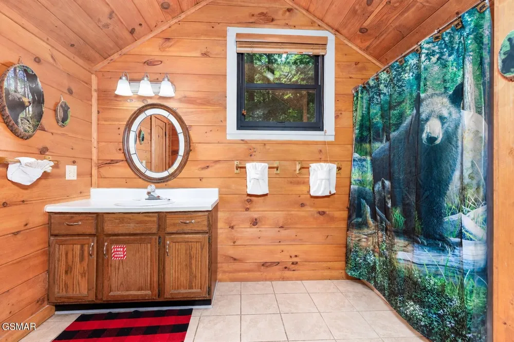 2653 Black Walnut Flats Road Sevierville, TN 37862