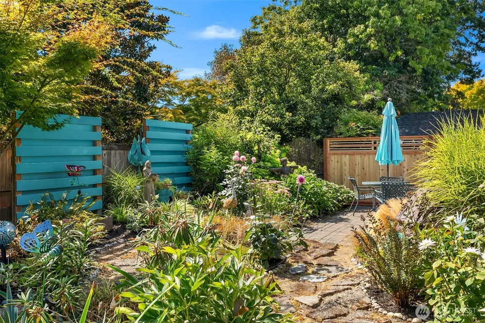 847 NE 85th Street Seattle, WA 98115