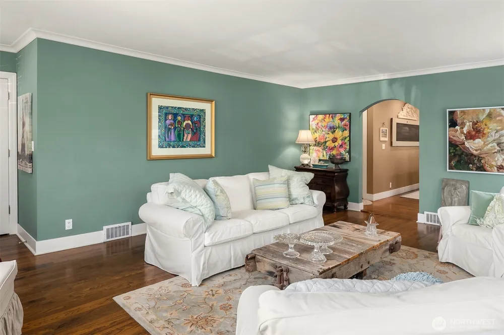 847 NE 85th Street Seattle, WA 98115