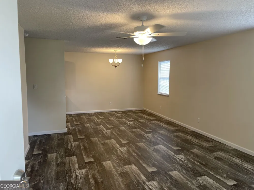 241 Mary M Bethune DR Folkston, GA 31537