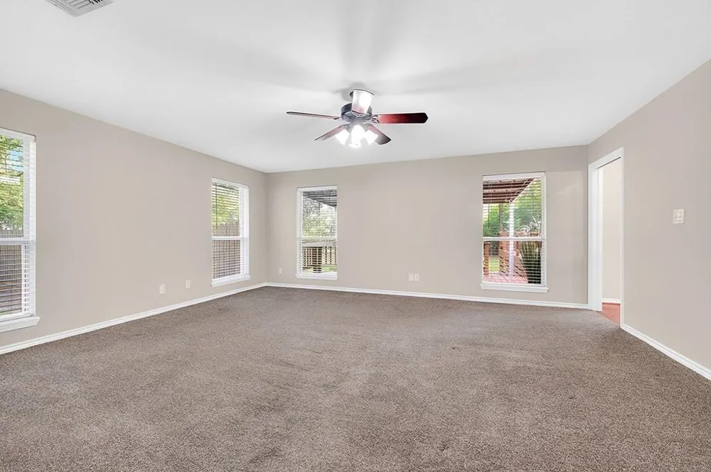 302 Southern Trace Lufkin, TX 75901