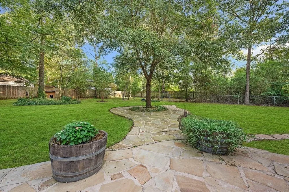 302 Southern Trace Lufkin, TX 75901