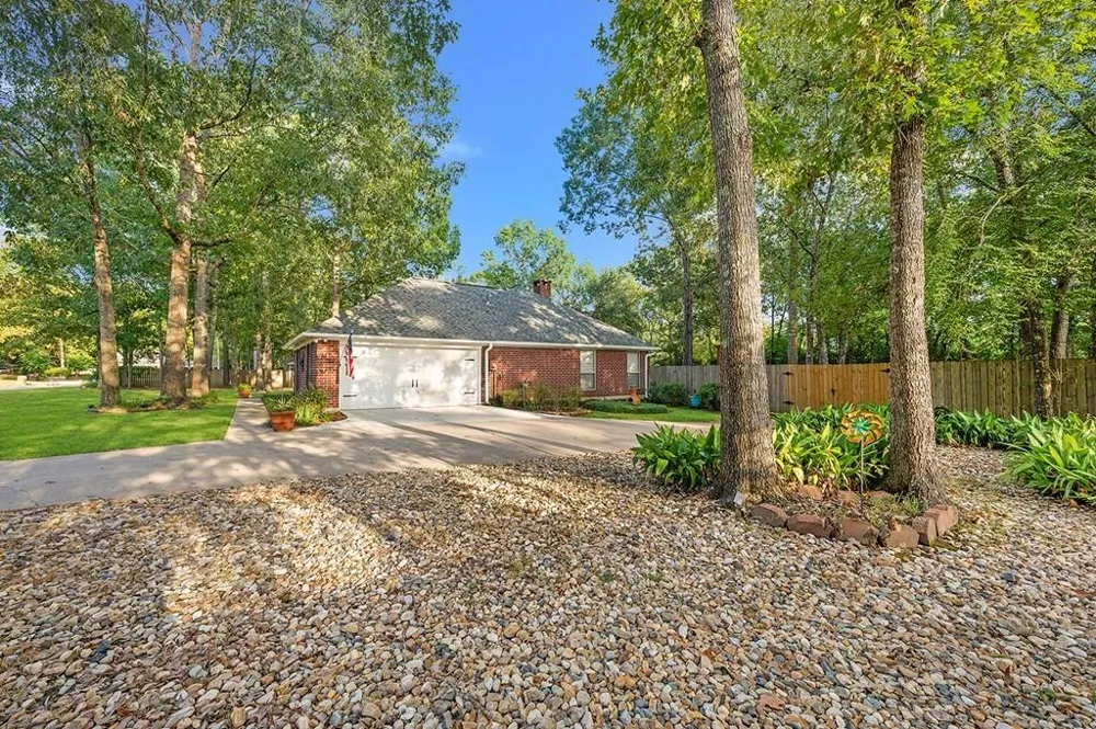 302 Southern Trace Lufkin, TX 75901