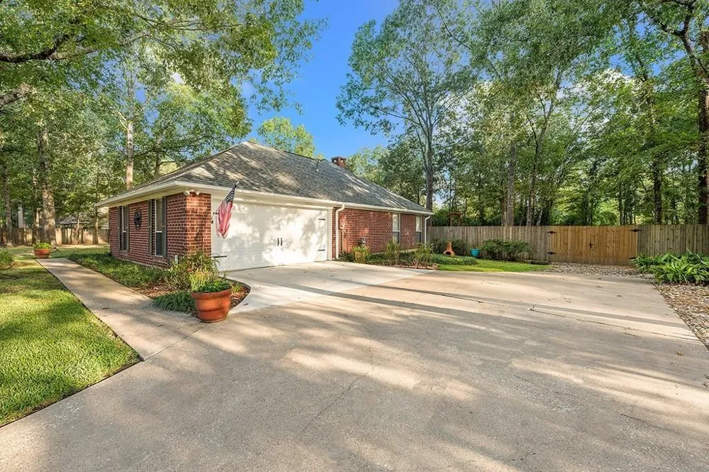 302 Southern Trace Lufkin, TX 75901