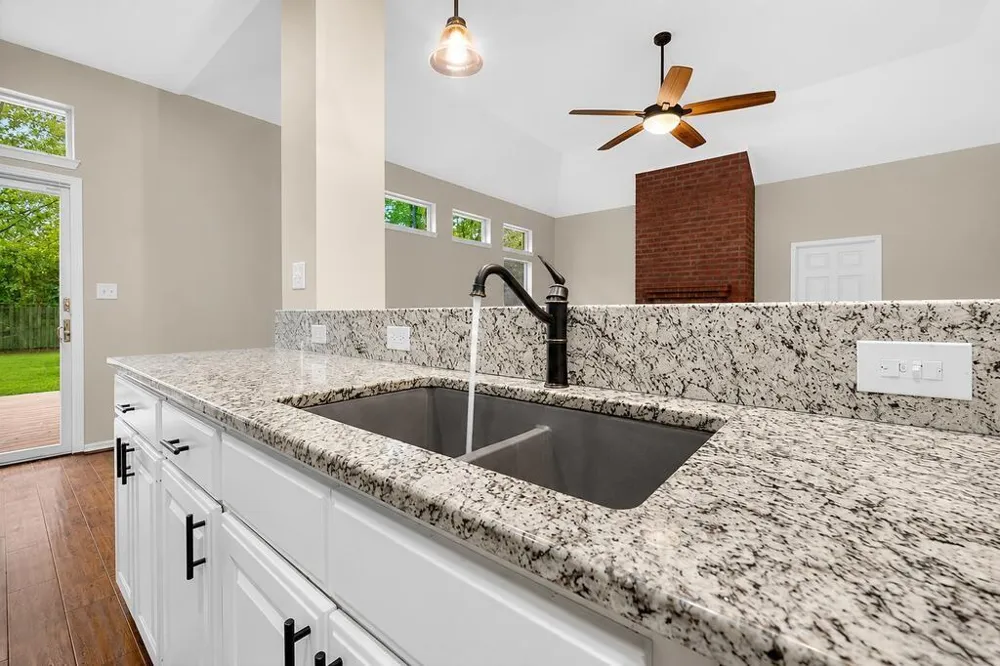 302 Southern Trace Lufkin, TX 75901