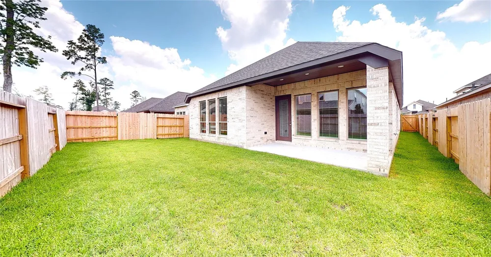 624 Sand Branch Drive Conroe, TX 77304