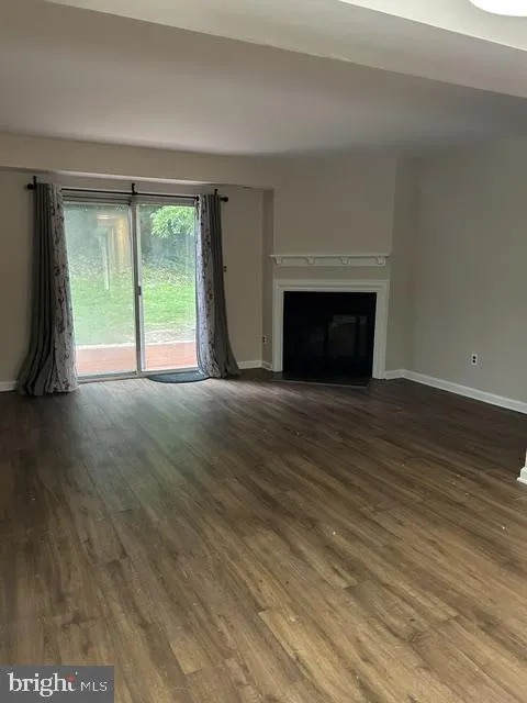 112 BROOKWOOD DRIVE Ambler, PA 19002