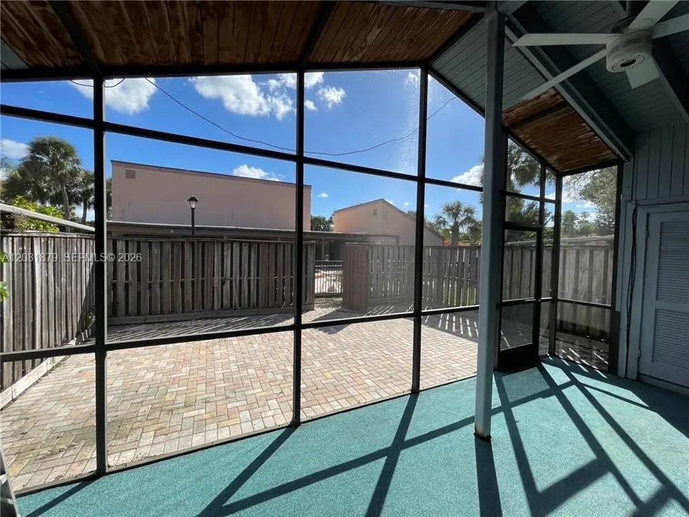 1724 NW 73rd Ave #57 Plantation, FL 33313