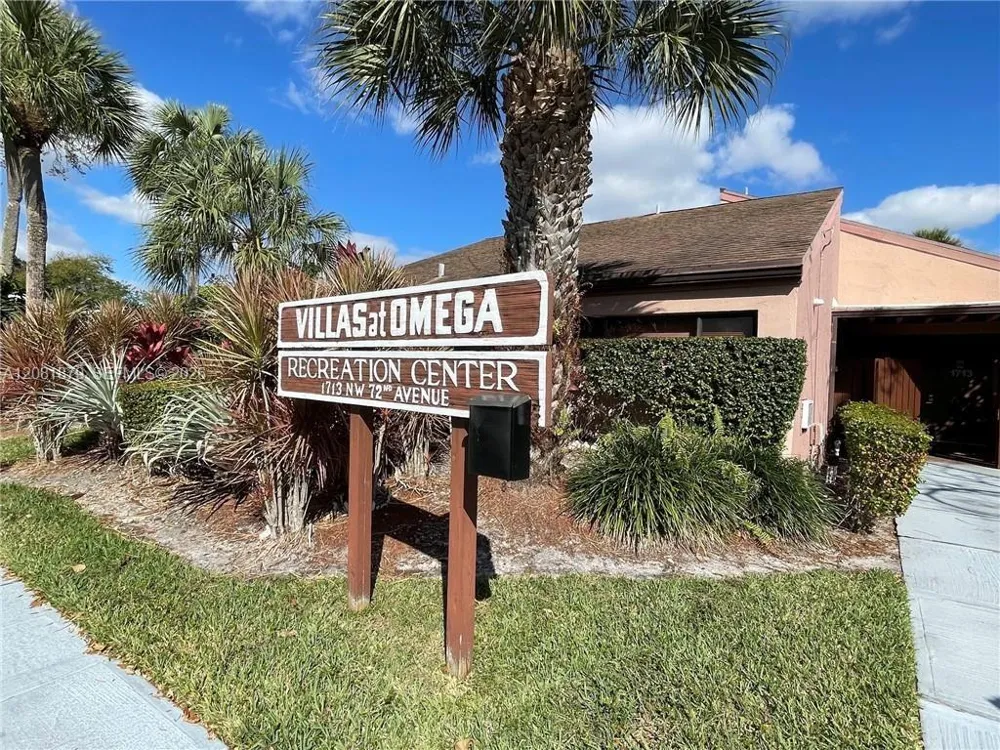 1724 NW 73rd Ave #57 Plantation, FL 33313